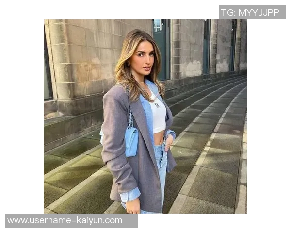 英国球星太太团旅行次数盘点格拉利什女友荣登年度第一名