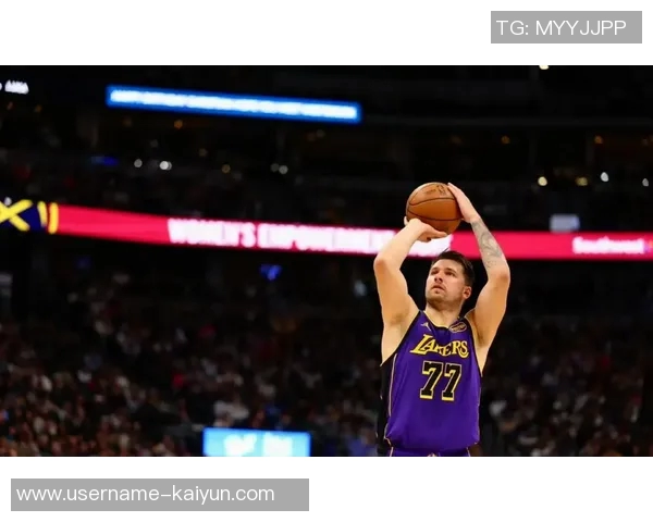 东契奇再创佳绩投进8记三分并列队史第三仅次科比詹姆斯